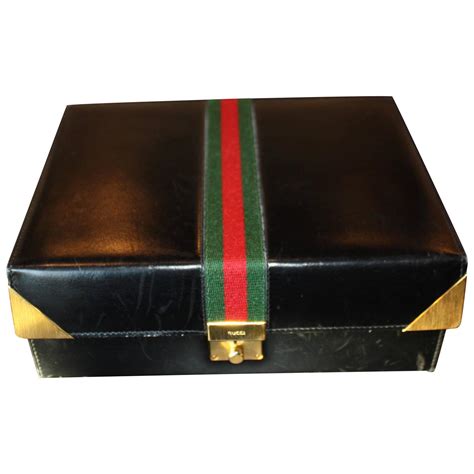 Gucci ring box